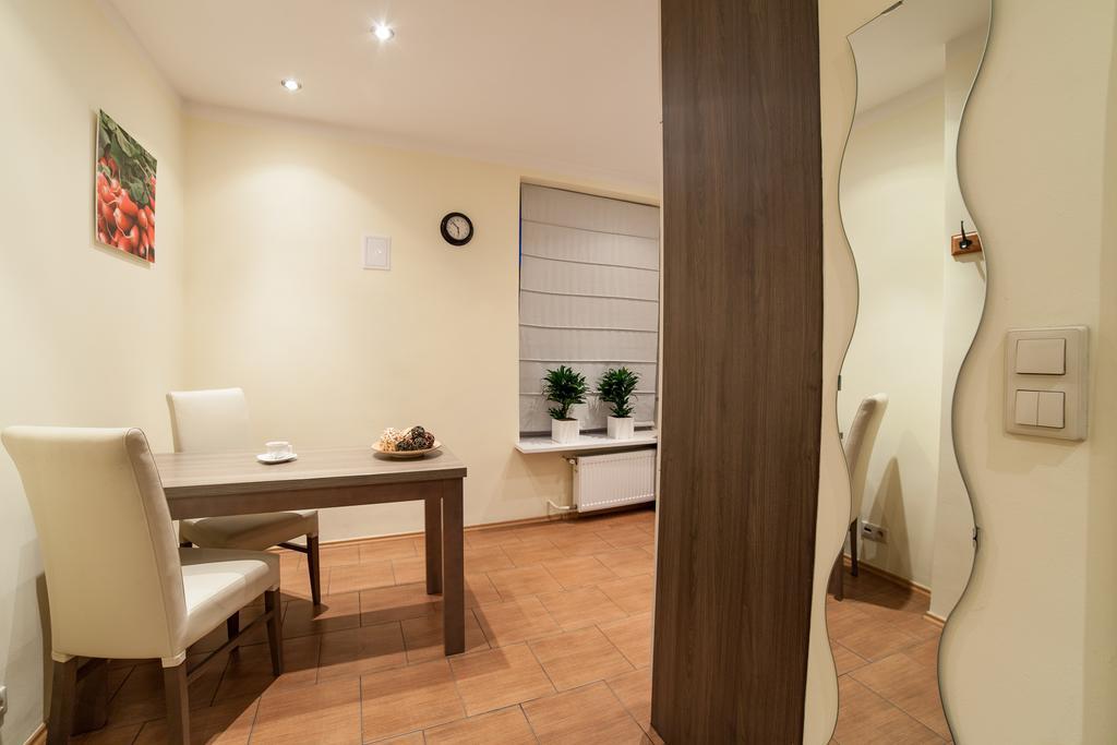 Apartment Place 4 *