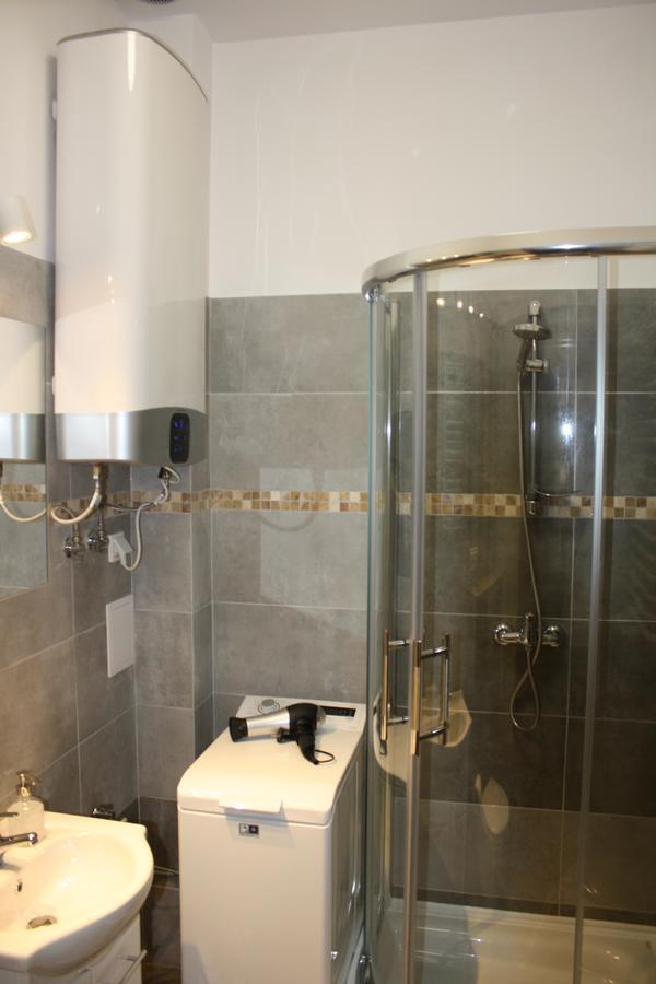 Apartment Place 4 *